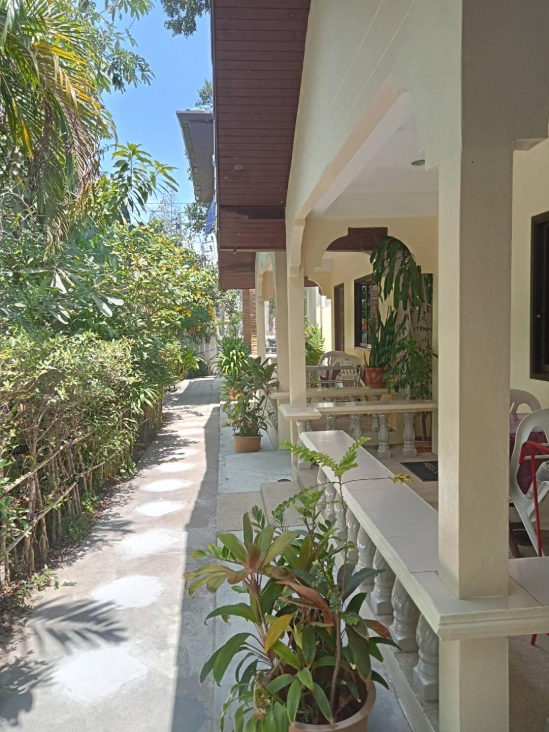 Wattana Bungalow Hotel Nai Yang Ngoại thất bức ảnh