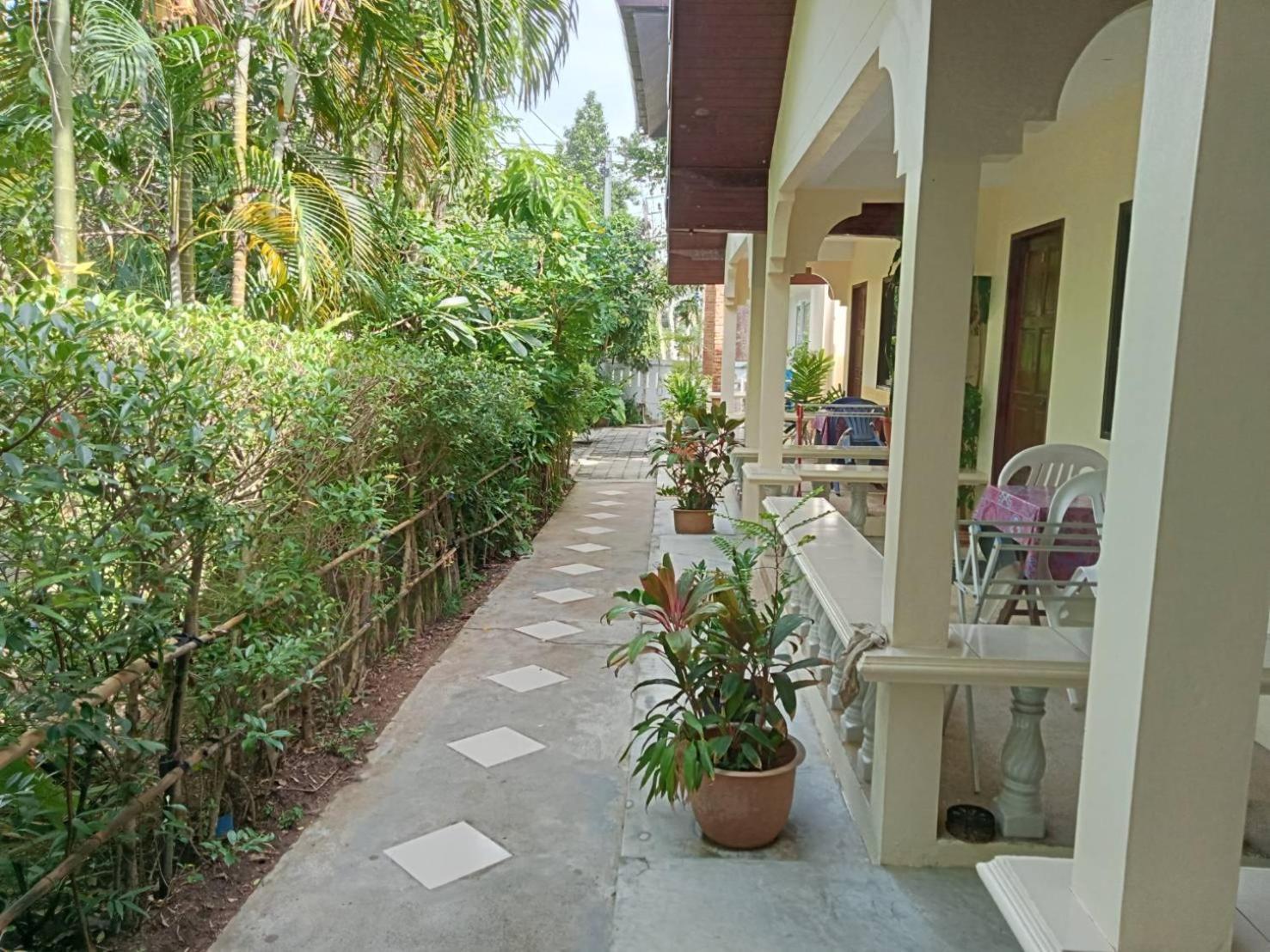 Wattana Bungalow Hotel Nai Yang Ngoại thất bức ảnh