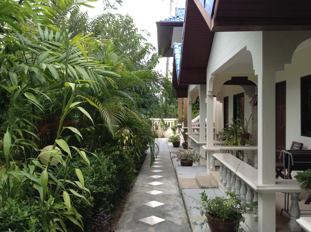 Wattana Bungalow Hotel Nai Yang Ngoại thất bức ảnh