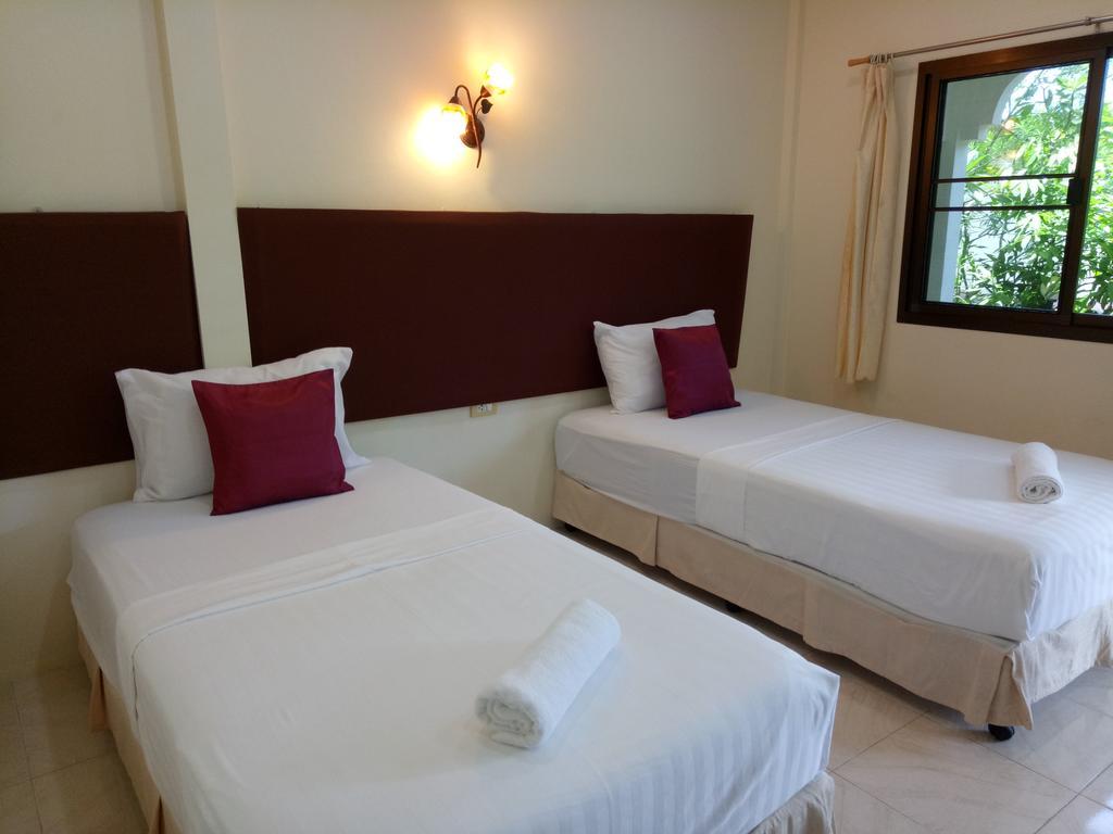 Wattana Bungalow Hotel Nai Yang Ngoại thất bức ảnh